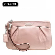 《COACH》新款 粉色方標皮革C Logo草寫抓皺手拿包