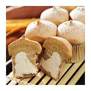 《新巧屋》爆奶蛋糕(卡布奇諾 )