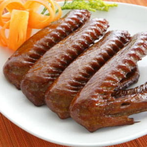 【宋新妮go香滷味】冰鎮煙燻鴨翅 (4隻)