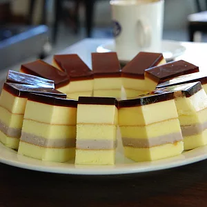 [花蓮弘宇蛋糕] 芋泥奶酪(1條)(含運)