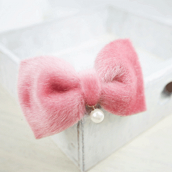 【PinkyPinky Boutique】垂珠短毛絲絨蝴蝶結髮夾(粉紅色)