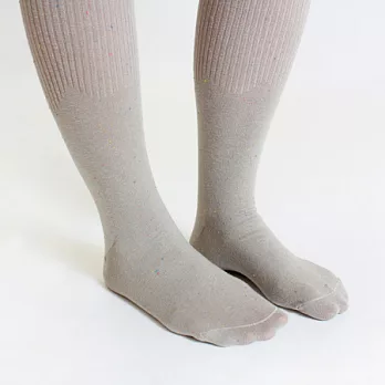 +10 ・ 踩在褲襪 ⋰細雨中