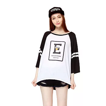 【CACO】芝麻街.授權款. E字框寬版拉克蘭七分袖上衣(女)FREE黑