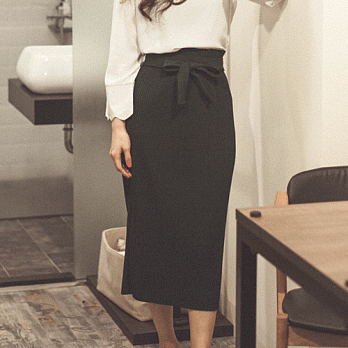 ROSE。心機美搭百褶長裙 綠系