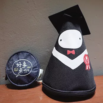 Layoo來哟/畢業禮物【學士服小精靈提袋】+【好事來喲】刺繡 開運 零錢包/耳機線、電源線收納/台灣帆布-深藍牛仔