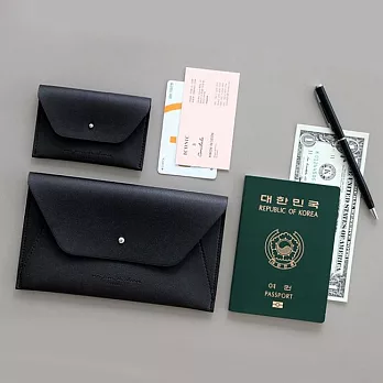 ICONIC 設計師極簡皮革護照套皮夾-個性黑