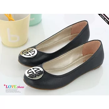 【Love Shoes】展現簡約時髦感☆圓型金屬片圓頭平底包鞋☆黑色☆38