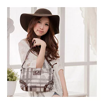 sandia POLO 愛心格紋系列俏麗款手拿包(咖啡色)