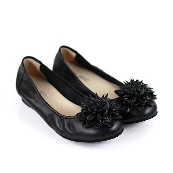 ◤Green Phoenix◥煙火花朵造型真皮休閒娃娃鞋21.5黑色