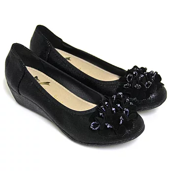 【Pretty】沉穩低調亮麗串珠花漾楔型包鞋24.5黑色