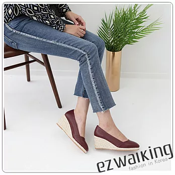 ezwalking{韓國女鞋}素面草編6.5cm楔型跟鞋-3色黑、米、酒紅