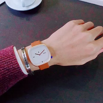 Watch-123 冉冉自在-簡約無秒針創意四邊形手錶 (5色任選)咖啡色
