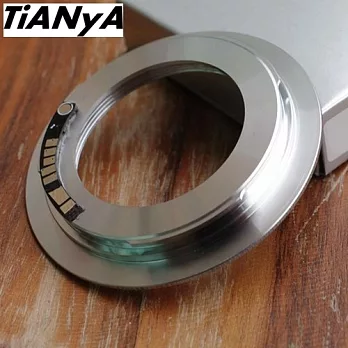 Tianya天涯M42轉成Canon佳能EOS即EF/EF-S接環(有檔板.有第3代合焦晶片)的鏡頭轉接環