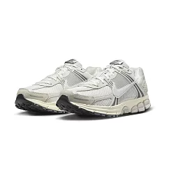 Nike Zoom Vomero 5 碳灰白 HF0731─007 US8.5 碳灰白