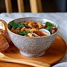【日本Minoru】Hummingbird蜂鳥與草 陶瓷丼飯碗1100ml ‧ 可棕色