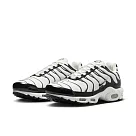 NIKE AIR MAX PLUS ESS+ 男休閒鞋─白黑─FV6264001 US8 白色