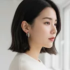 【HandStyle】夾式耳環 簡約磨砂流暢圓弧造型蚊香盤耳夾(30045) _銀色