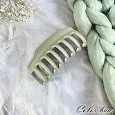 【卡樂熊】霧感系列．方頭素色造型抓夾(五色)- 磨砂灰色