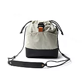 點子包【icleaxbag】山系漫遊小廢包 側背包 斜背包 防潑水束口包 都會工裝風 真皮墊肩 人氣 台灣製造 米白色