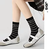 【JDS設計襪】精梳棉塗鴉設計襪 夢核九零/黑色