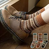 【AnZa】秋冬保暖北歐民族風中筒襪(3入組)      B款(綠、焦糖、黑)