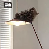 【日本霜山】日式復古風木質長柄鴕鳥毛除塵撢(胡桃木握柄)