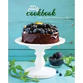 Our Family Cookbook: Blank recipe book for all the family to fill in. Make your own family cookbook with all your favourite recipes.