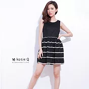 【KatieQ】甜心雕花顯腰洋裝(黑)-M-2L2XL黑