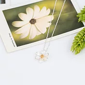 Sandra珊卓拉-浪漫小白花鎖骨鍊銀白色