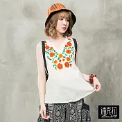 【潘克拉】繽紛花朵刺繡V領背心-FREE白