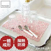 日本【YAMAZAKI】Kirie 典雅雕花隔熱餐墊(粉紅)