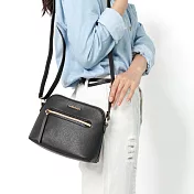 CHENSON 輕鬆出門3口袋手機斜背包-黑(CG81270-3)