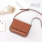 Apple Green 簡約皮革斜背方包(焦糖棕)