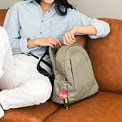 CHENSON真皮 10口袋!外出最愛中型後背包 柳茶灰(W09170-2)