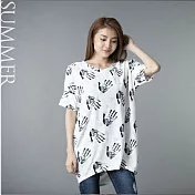 【2F韓衣】黑手掌星星割破長版上衣-F白