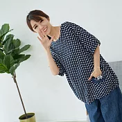 【慢。生活】點點拼接寬版上衣 11641 FREE深藍