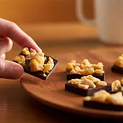 【MUJI 無印良品】金鑽鳳梨果乾巧克力