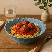 【日本cobono】Solell美濃燒 靜謐花形餐碗16cm ‧ 藍