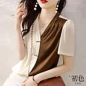 【初色】V領撞色拼接珍珠扣襯衫短袖上衣-米咖色-68767(M-2XL可選) XL 米咖色