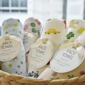 【日本Calmland】四重紗超吸水 極輕薄長型毛巾 ‧ 小花