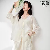 【初色】純色刺繡寬鬆V領長袖襯衫/鬆緊中長裙半身裙/寬鬆中腰寬褲短褲-米白色-34096(M-2XL可選) M 米白色
