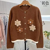 【初色】立體刺繡花朵撞色拼接寬鬆圓領單排扣長袖針織衫上衣女上衣-共2色-39472(F可選) F 咖色