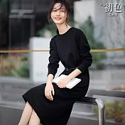 【初色】赫本風純色休閒百搭收腰顯瘦圓領長袖連衣裙連身洋裝長洋裝-黑色-11032(M-2XL可選) M 黑色