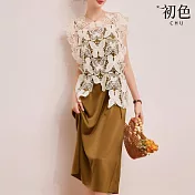 【初色】蝴蝶鏤空罩衫上衣女上衣+純色背心吊帶裙中長連衣裙連身洋裝套裝-白背心咖裙-11031(M-XL可選) M 白背心咖裙