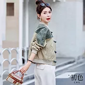 【初色】新中式拼接牛仔圓領盤扣長袖短款棒球服夾克休閒外套女外套-杏色-10981(M-3XL可選) M 杏色