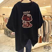 【初色】圓領短袖蛇蛇插圖印花休閒T恤上衣女上衣-共8色-11605(M-3XL可選) M 黑色