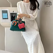 【初色】日系格紋純色輕薄圓領綁帶七分袖中長連衣裙連身洋裝-共2色-16115(F可選) F 白色