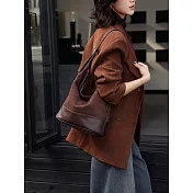 O-ni O-ni全新品精選優質頭層牛皮升級版加厚頭層牛皮磨砂麂皮時尚設計師款大容量拼接水桶包(品質保證)(bag-6156) 咖啡色