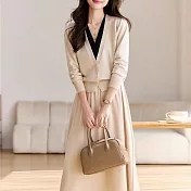 【MsMore】 假兩件拼色接針織長裙2件式套裝# 126389 FREE 米白色