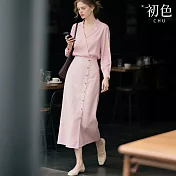 【初色】淑女風氣質純色V領長袖天絲襯衫上衣女上衣+單排釦中長裙半身裙套裝-粉色-16362(M-XL可選) M 粉色